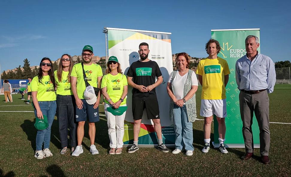 Una tarde de fútbol, amistad y solidaridad en Toledo